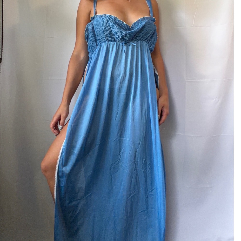 Vintage Spotlight Co Blue Nylon High Slit Nightgown Smocked Lace Trim USA Large - Picture 2 of 6